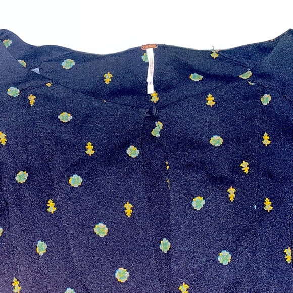 NWOT! Free people extra small long sleeve romper. - Picture 2 of 6